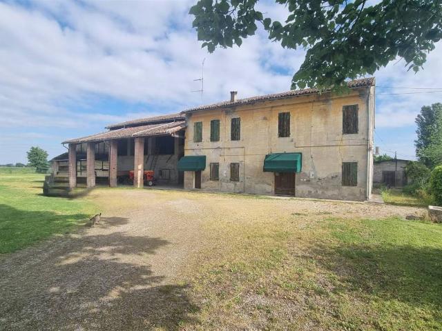Rustico in vendita a San Lazzaro, Sorbolo