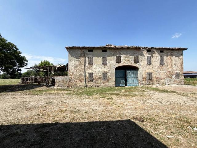 Rustico in vendita a Torrile, Sorbolo