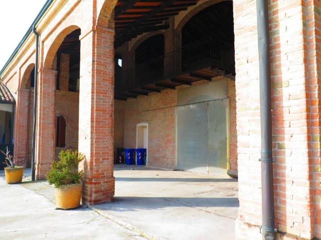 Rustico in vendita a San Lazzaro, Sorbolo