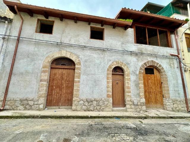 Rustico in vendita a Partinico, Sicilia
