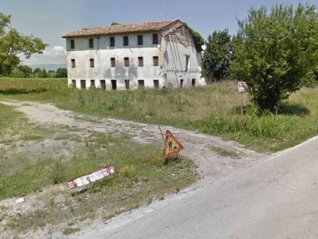 Rustico in vendita a Pasiano Di Pordenone, Friuli-Venezia Giulia