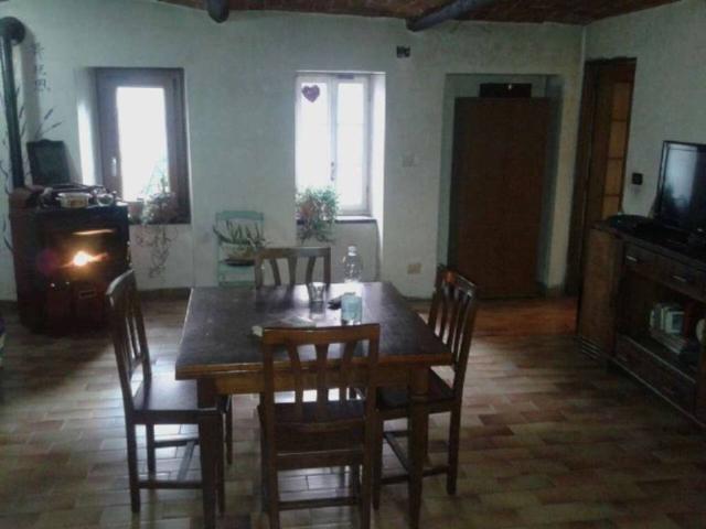 Rustico in vendita a Piemonte, Asti