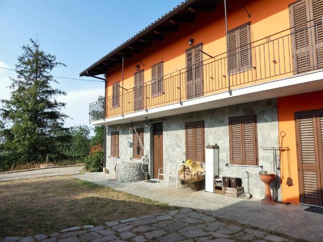 Rustico in vendita a Passerano Marmorito, Asti