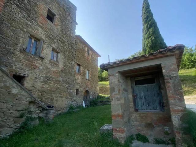 Rustico in vendita a Passignano sul Trasimeno, Perugia