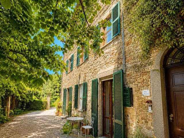 Villa Schiera in vendita a Passignano Sul Trasimeno, Umbria