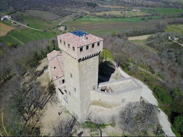 Rustico in vendita a Passignano Sul Trasimeno, Umbria