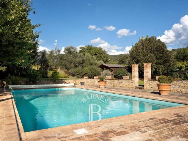 Rustico in vendita a Passignano Sul Trasimeno, Umbria