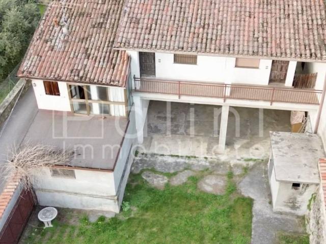 Rustico in vendita a Monterotondo, Passirano