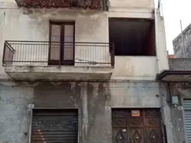 Rustico in vendita a Paternò, Sicilia
