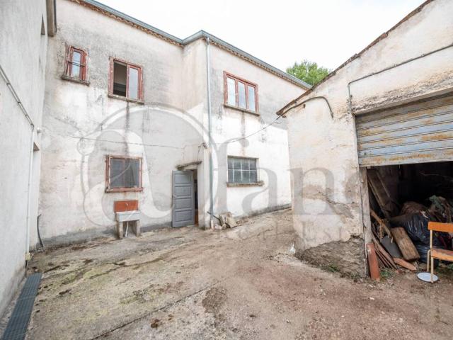 Rustico in vendita a Paterno, Basilicata