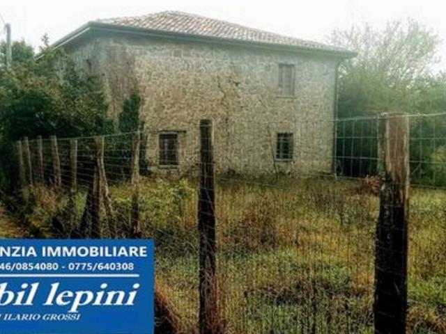 Rustico in vendita a Patrica, Lazio
