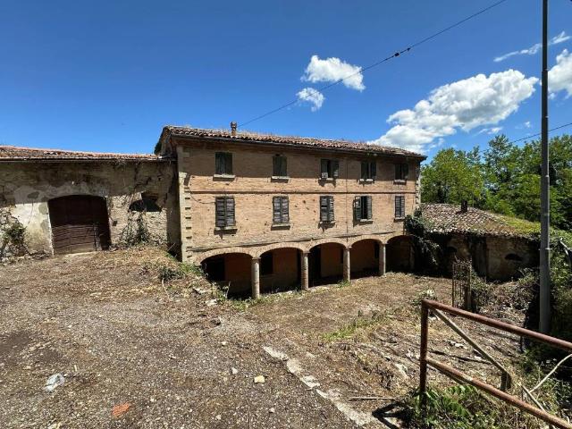 Rustico in vendita a Unione dei comuni del Frignano, Pavullo Nel Frignano