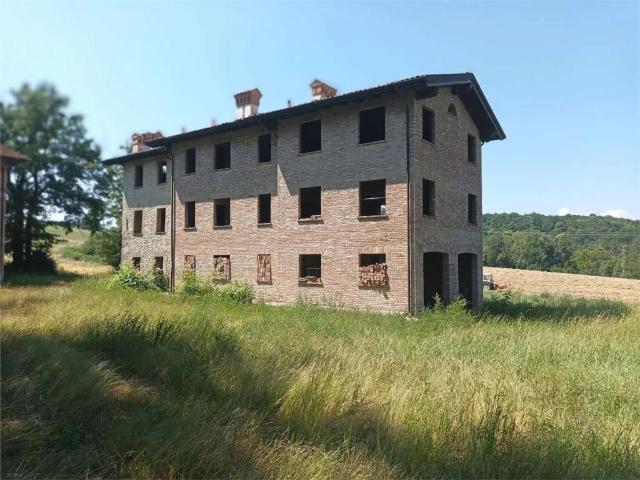 Rustico in vendita a Unione dei comuni del Frignano, Pavullo Nel Frignano