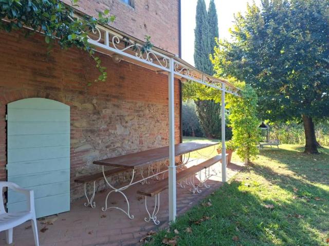 Rustico in vendita a Fabbrica di Peccioli, Peccioli