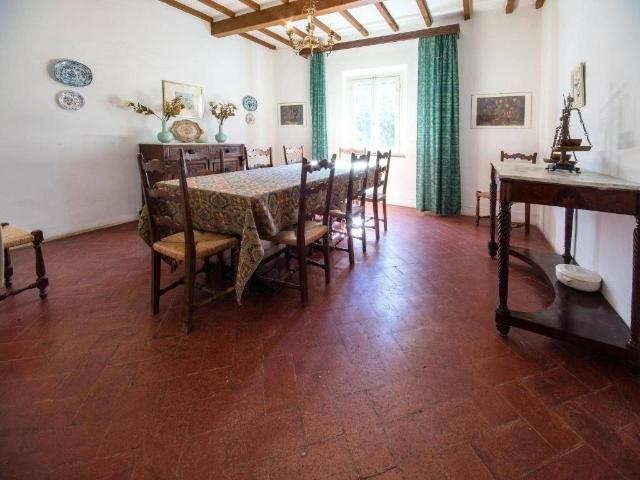 Rustico in vendita a Peccioli, Toscana
