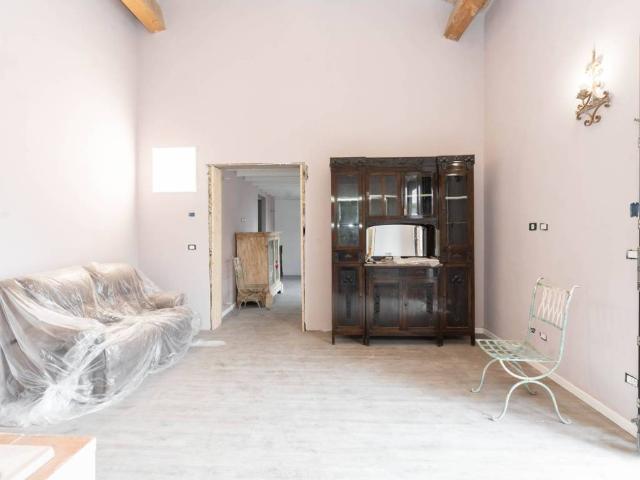 Rustico in vendita a Pedara, Catania