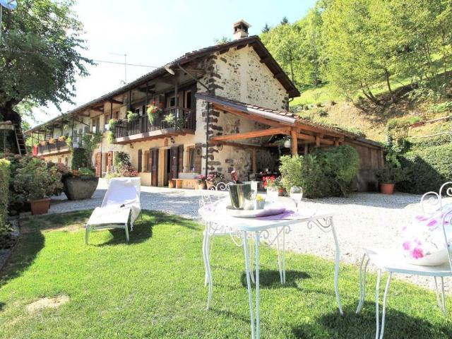 Rustico in vendita a Pedavena, Veneto