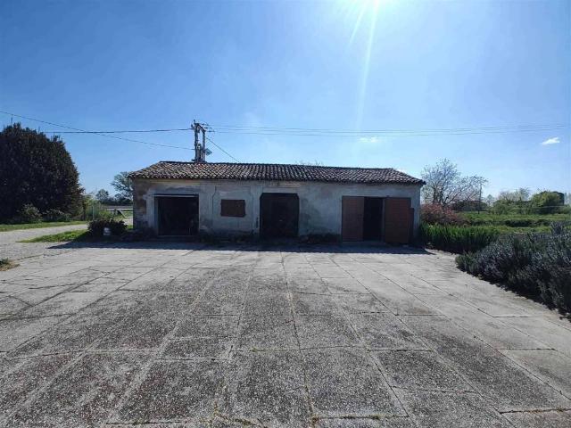 Rustico in vendita a Pegognaga, Lombardia