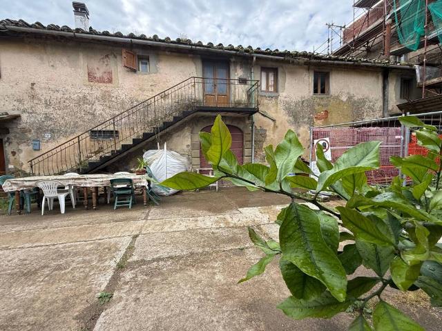 Rustico in vendita a Unione di Comuni Valdarno e Valdisieve, Pelago
