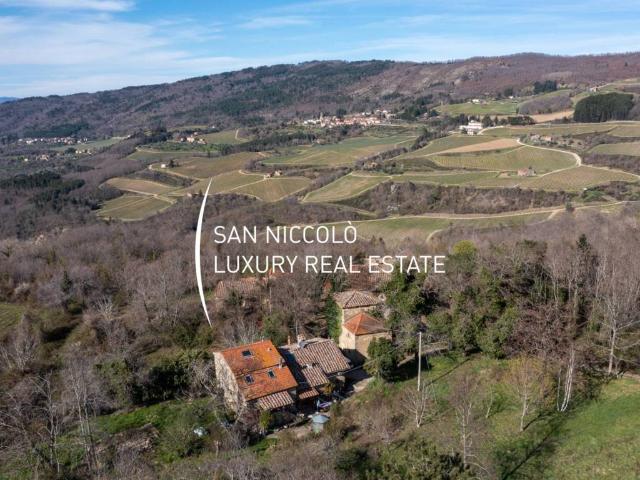 Rustico in vendita a Unione di Comuni Valdarno e Valdisieve, Pelago