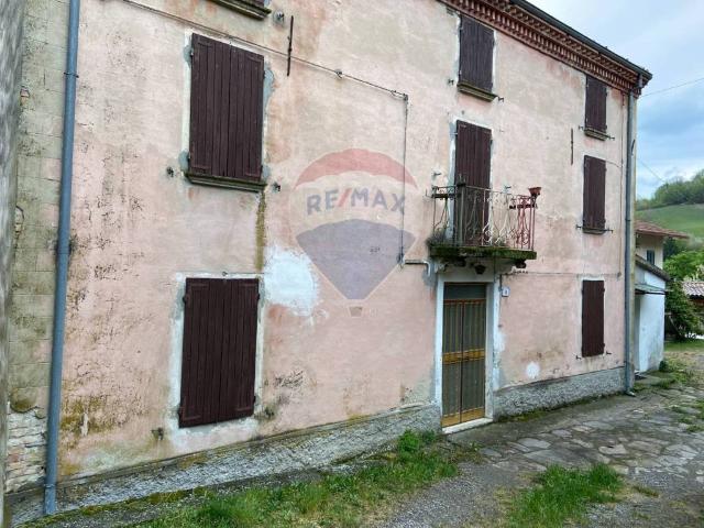 Rustico in vendita a Iggio, Reggio Emilia