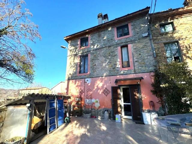 Rustico in vendita a Iggio, Reggio Emilia