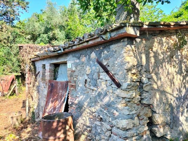 Rustico in vendita a Penna In Teverina, Umbria