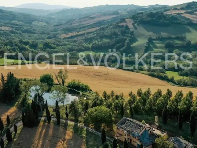 Rustico in vendita a Marche, Macerata