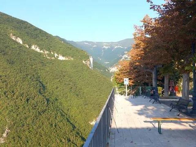 Rustico in vendita a Pennapiedimonte, Abruzzo