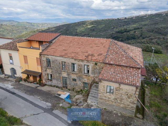 Rustico in vendita a Perdifumo, Campania