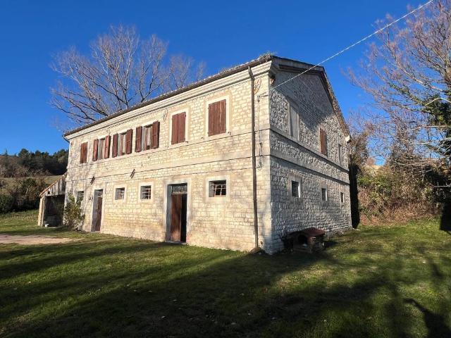Rustico in vendita a Marche, Pesaro E Urbino