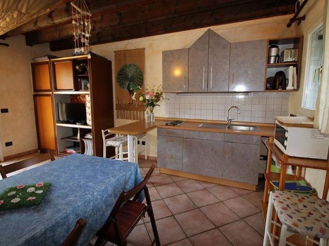 Rustico in vendita a Perinaldo, Provincia di Imperia