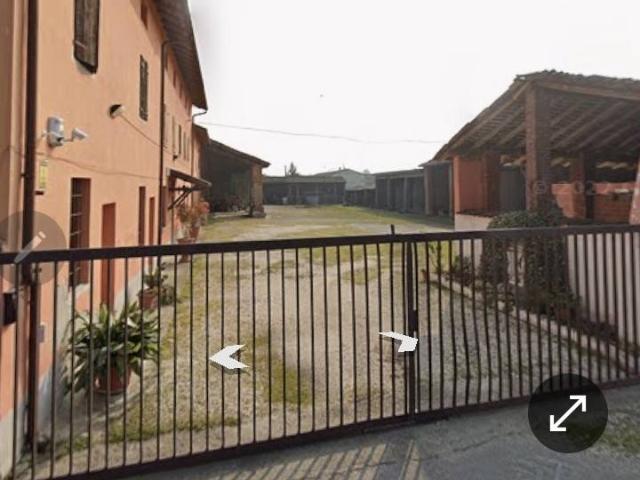 Rustico in vendita a Persico Dosimo, Lombardia