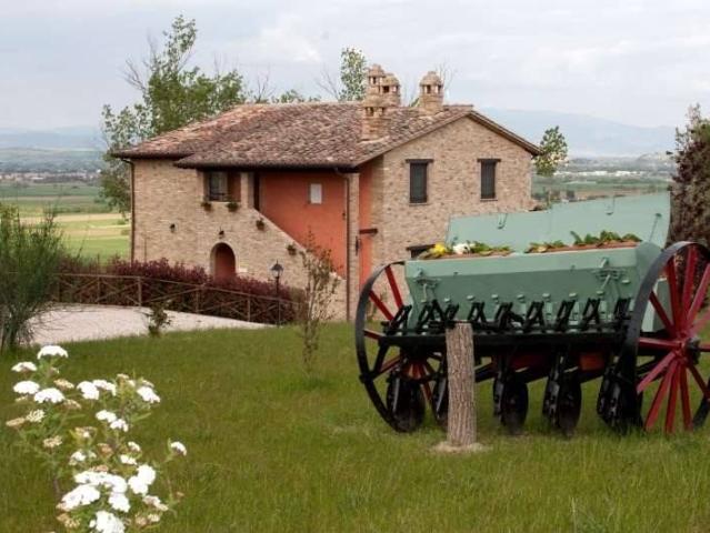 Rustico in vendita a Cenerente, Umbria