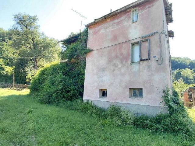 Rustico in vendita a Sant'Erminio, Cenerente