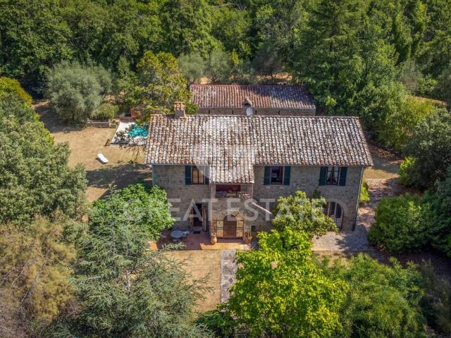 Rustico in vendita a Colognola, Cenerente