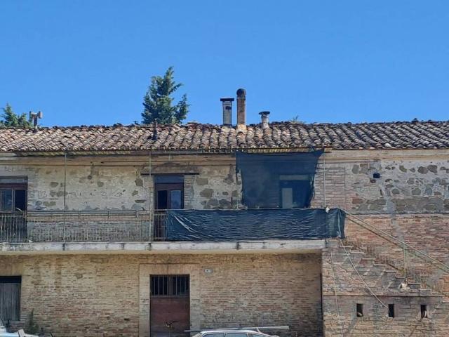 Rustico in vendita a Cenerente, Umbria