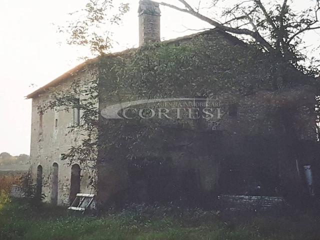 Rustico in vendita a Piscinello, Cenerente