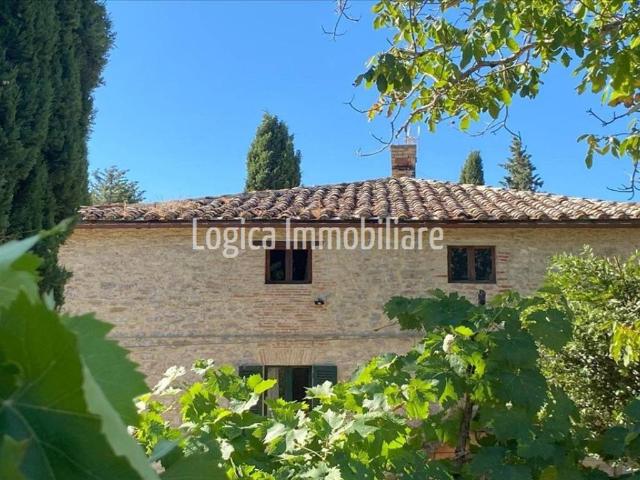Rustico in vendita a Cenerente, Umbria