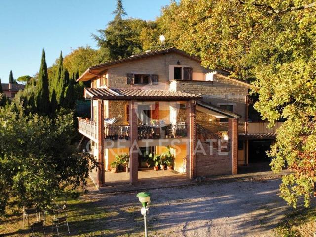 Rustico in vendita a Cenerente, Umbria