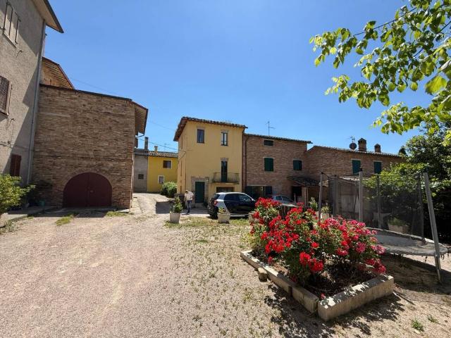 Rustico in vendita a Cenerente, Umbria