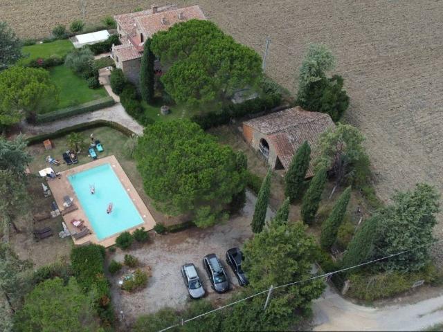 Rustico in vendita a Cenerente, Umbria