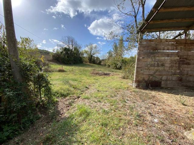 Rustico in vendita a Villa Ceccolini, Pesaro