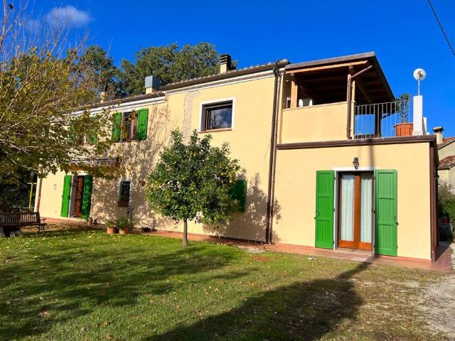 Rustico in vendita a Marche, Pesaro E Urbino
