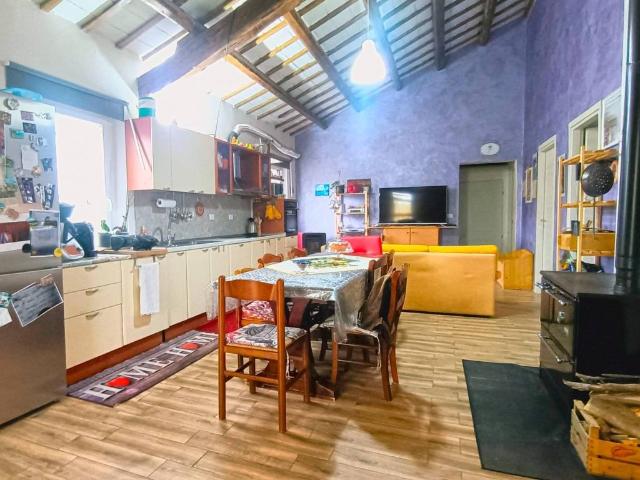 Rustico in vendita a Ponte Selva Grossa, Pesaro