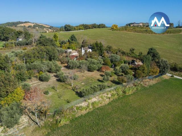 Rustico in vendita a Roncaglia, Marche