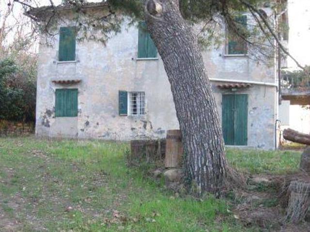 Rustico in vendita a Santa Veneranda, Marche