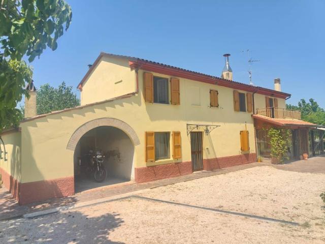 Rustico in vendita a Marche, Pesaro E Urbino