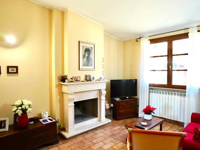 Rustico in vendita a Villa Fastiggi, Pesaro