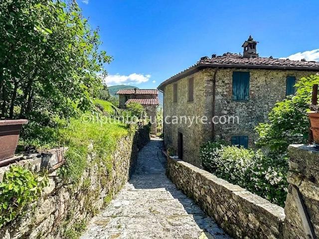 Rustico in vendita a Unione dei comuni Media Valle del Serchio, Pescaglia
